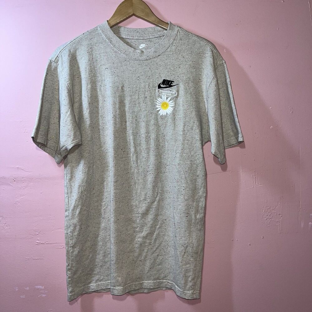 Nike Have A Nike Day Daisy Flower Speckled T-Shirt Mens XS Grey Loose Fit